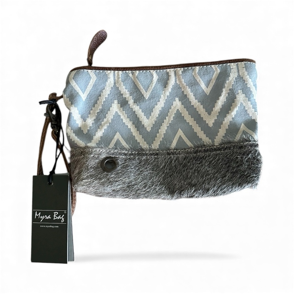 Myra Blaze Strip Pouch NWT
